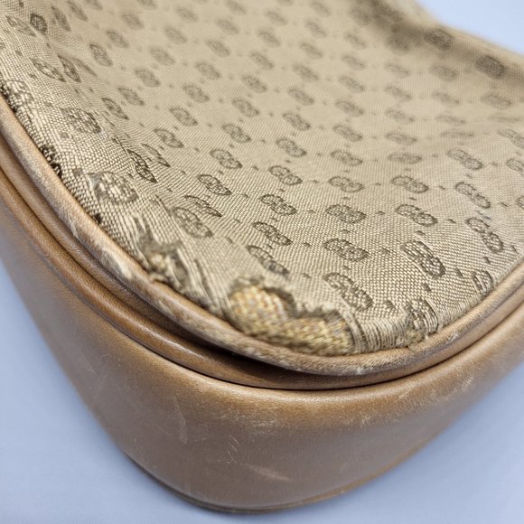 Gucci Vintage Canvas Shoulder Bag - Picture 15 of 16